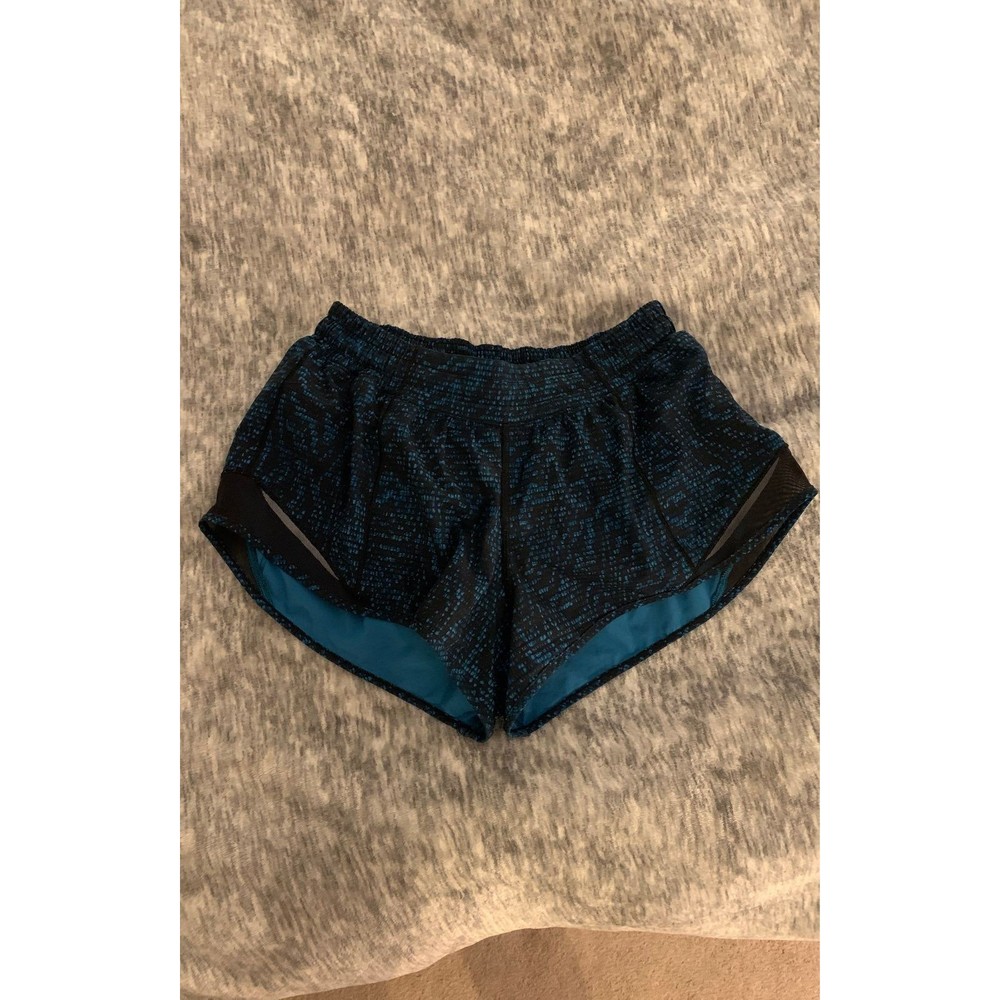 Lululemon Hotty Hot shorts